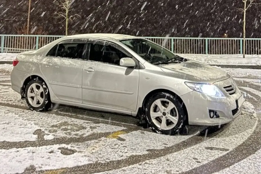 Toyota COROLLA 2009 yeni muayeneli