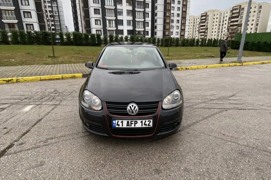 Golf 170 hp temiz aile aracı