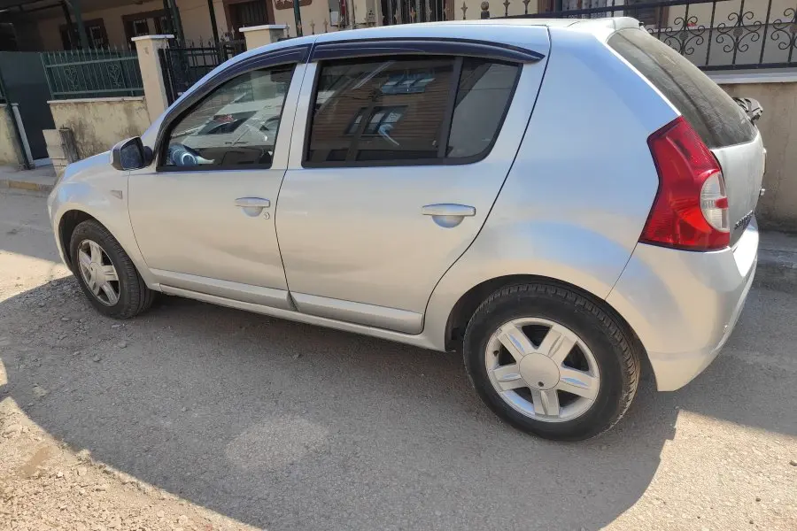 DEGİSENSİZ, TRAMERSİZ