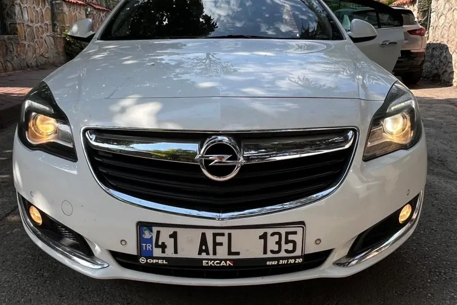 Opel Insignia 1.6CDTI Design Orjinal